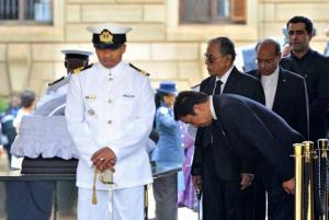 ممثلا للشعب التونسي في جنازة الراحل العظيم نلسون مانديلا